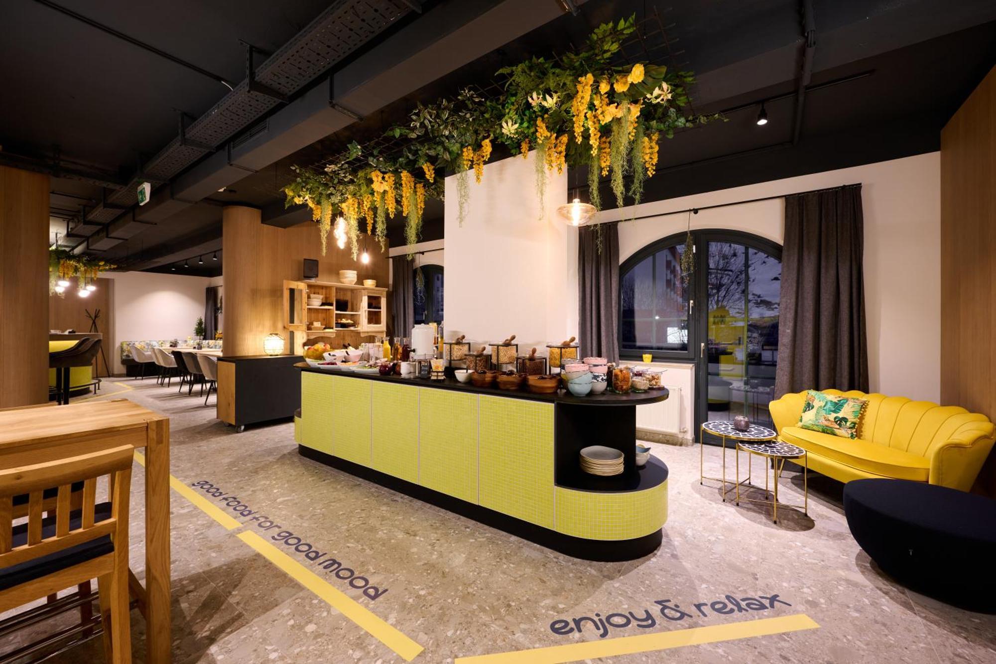 Boutique House Happyellow Saalbach-Hinterglemm Bagian luar foto