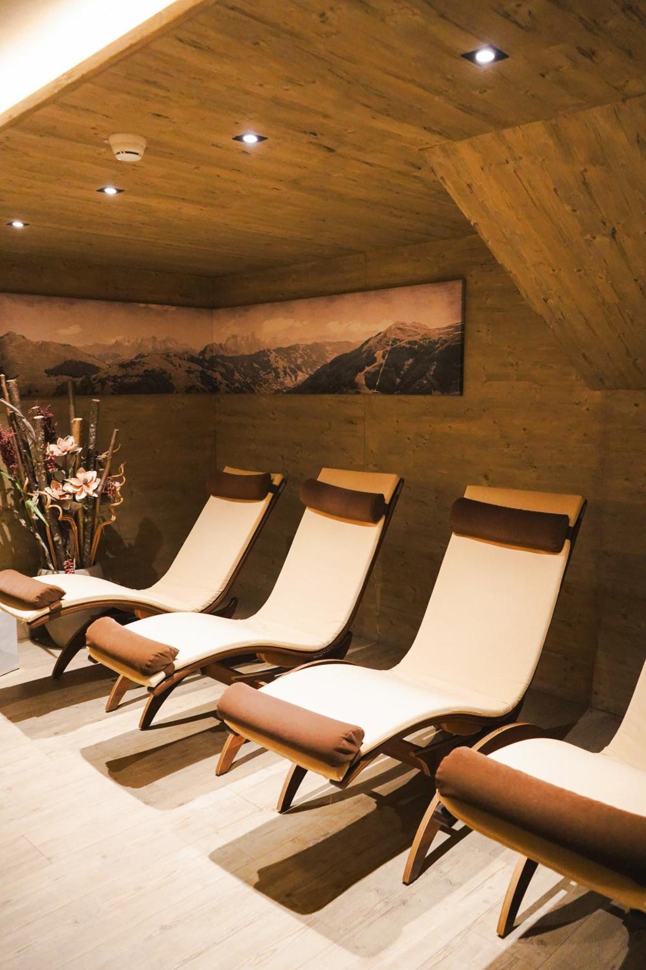 Boutique House Happyellow Saalbach-Hinterglemm Bagian luar foto